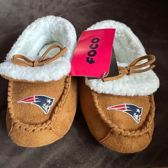 NFL kids New England Patriots moccasins size 3-4 M - Picture 3 of 9